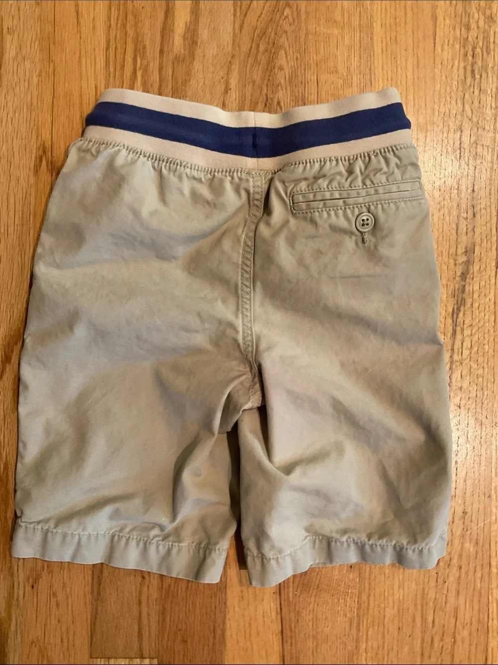 GAP Kids - SHORTS - Boy’s Size S (6/7) - Khaki/Navy - Elastic Waist,  Drawcord